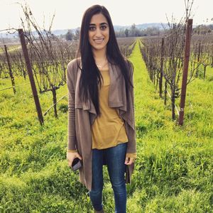 Meet your Posher, Nitya